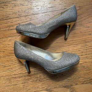 Bandolino Women's sparkle pumps heels 8